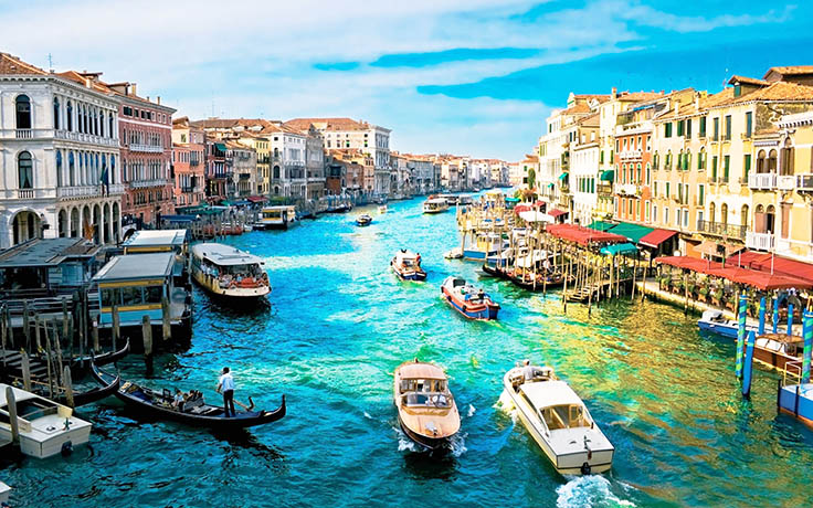 Canal-Grande-Venice-Italy