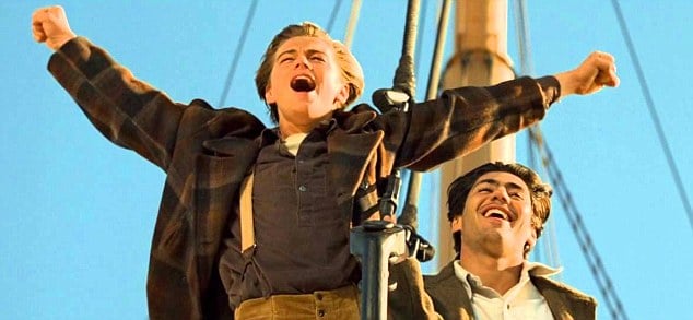 Leonardo-de-Caprio-hero-King-of-the-World-coat-Titanic