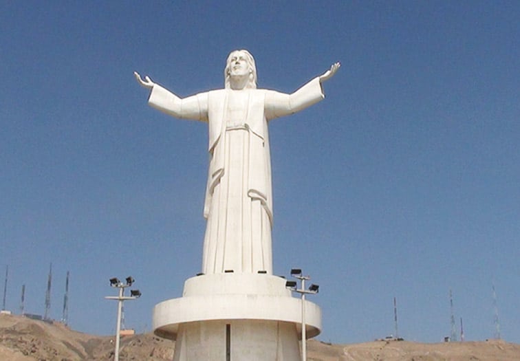 Cristo-del-Pacífico-Christ-of-the-Pacific-Peru